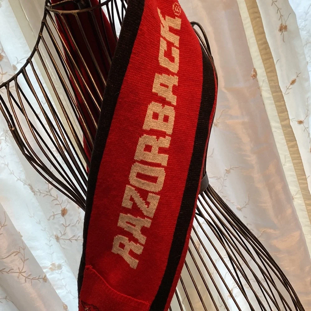 ~Forever Collectibles~ Arkansas Razorback Hooded Scarf with Pockets